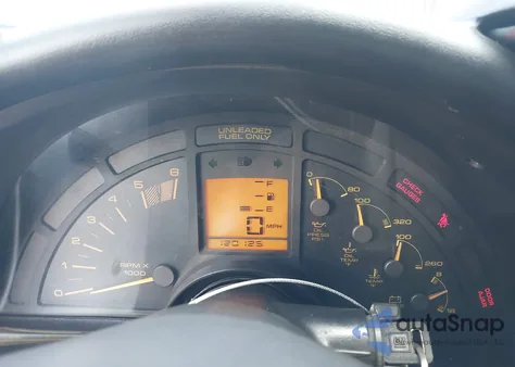 1990 Chevrolet Corvette из США, поврежденный, VIN 1G1YY2383L5107911